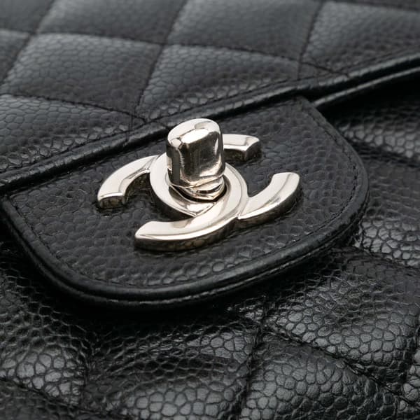 Pre-owned Chanel Medium Classic Caviar Double Flap Black