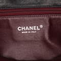 Miniatyrbilde 5 av 10: Pre-owned Chanel Washed Lambskin Studded Metal Beauty Flap Black