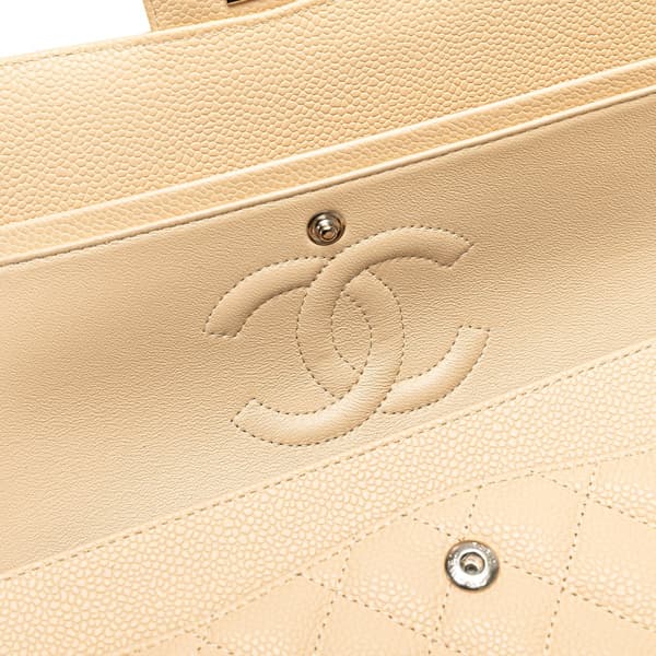 Pre-owned Chanel Medium Classic Caviar Double Flap Brown