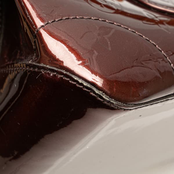 Pre-owned Louis Vuitton Monogram Vernis Rosewood Avenue Red