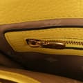 Miniatyrbild 8 av 10: Pre-owned MCM Studded Leather Shoulder Bag Yellow