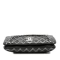 Pikkukuva 3 / 9: Pre-owned Chanel Quilted Metallic Distressed Lambskin CC Crystal Flap Black
