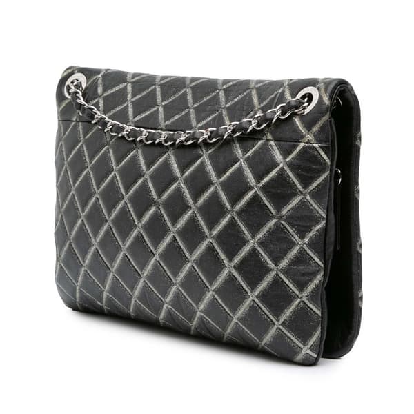 Pre-owned Chanel Quilted Metallic Distressed Lambskin CC Crystal Flap Black
