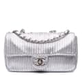 Miniatyrbillede 1 af 8: Pre-owned Chanel Small Metallic Lambskin Laser Cut Flap Silver