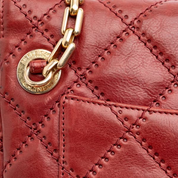 Pre-owned Chanel Quilted Calfskin Retro Chain Camera Flap Red
