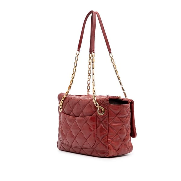 Pre-owned Chanel Quilted Calfskin Retro Chain Camera Flap Red