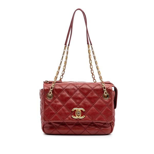 Pre-owned Chanel Quilted Calfskin Retro Chain Camera Flap Red