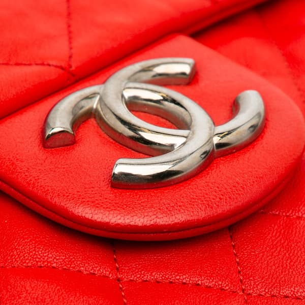 Pre-owned Chanel Maxi Washed Lambskin Chain Around Flap Red