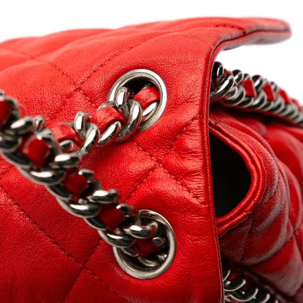 Pre-owned Chanel Maxi Washed Lambskin Chain Around Flap Red