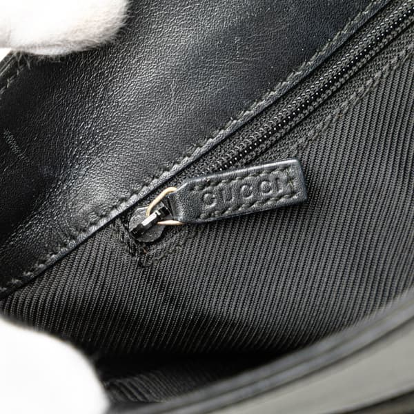 Pre-owned Gucci GG Canvas Shoulder Bag Black