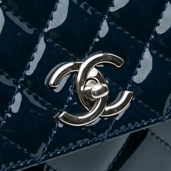 Pre-owned Chanel Quilted Patent In The Business Flap Blue