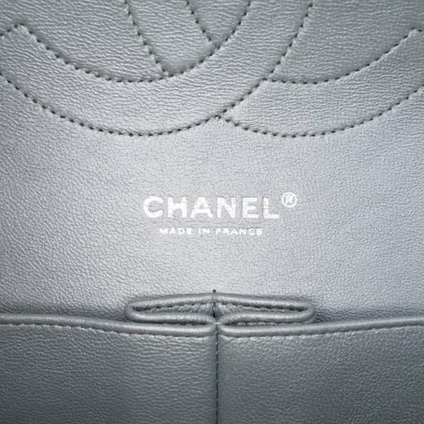 Pre-owned Chanel Jumbo Classic Lambskin Double Flap Silver
