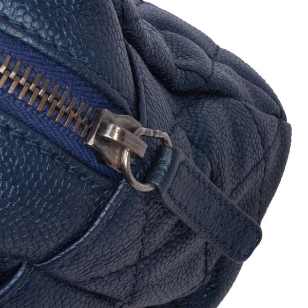 Pre-owned Chanel Jumbo Quilted Iridescent Caviar Easy Flap Blue