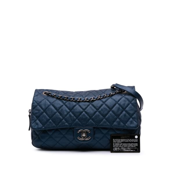 Pre-owned Chanel Jumbo Quilted Iridescent Caviar Easy Flap Blue