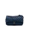 Miniatyrbild 1 av 10: Pre-owned Chanel Jumbo Quilted Iridescent Caviar Easy Flap Blue