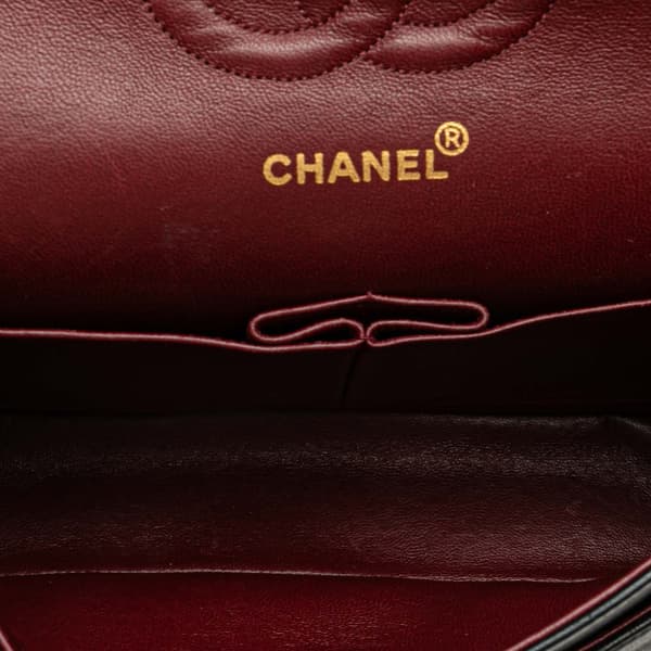 Pre-owned Chanel Medium Classic Lambskin Double Flap Black