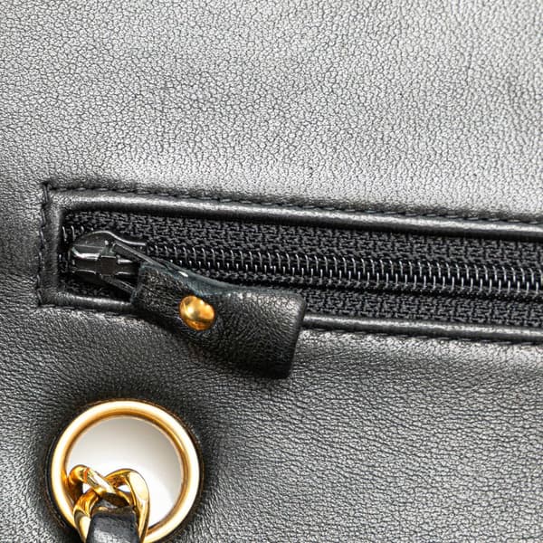 Pre-owned Chanel Medium Classic Lambskin Double Flap Black
