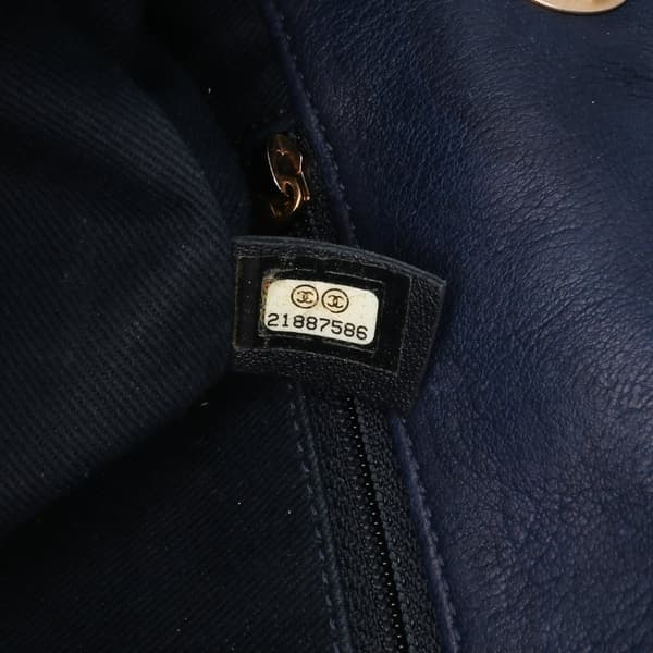 Pre-owned Chanel Medium Chevron Wrinkled Calfskin Medallion Charm Flap Blue