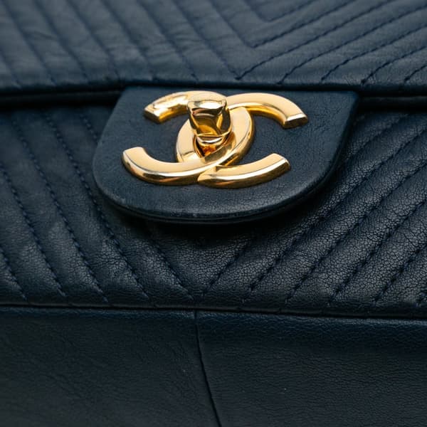 Pre-owned Chanel Medium Chevron Wrinkled Calfskin Medallion Charm Flap Blue