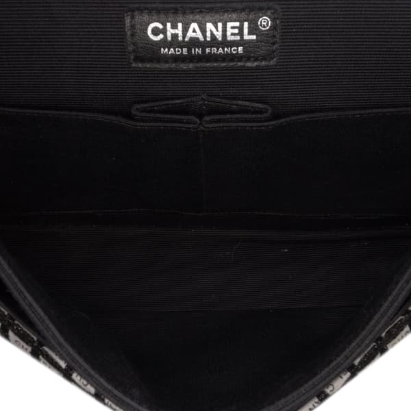 Pre-owned Chanel Medium Classic Ribbon Tweed Double Flap White