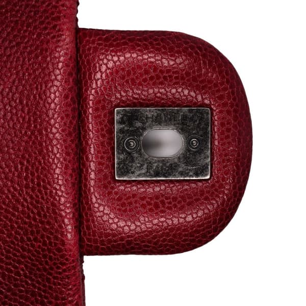 Pre-owned Chanel Medium Quilted Iridescent Caviar Easy Flap Red