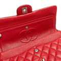 Miniatyrbillede 8 af 10: Pre-owned Chanel Medium Classic Caviar Double Flap Red