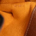 Miniatyrbild 6 av 10: Pre-owned Louis Vuitton Monogram Musette Tango Short Strap Brown
