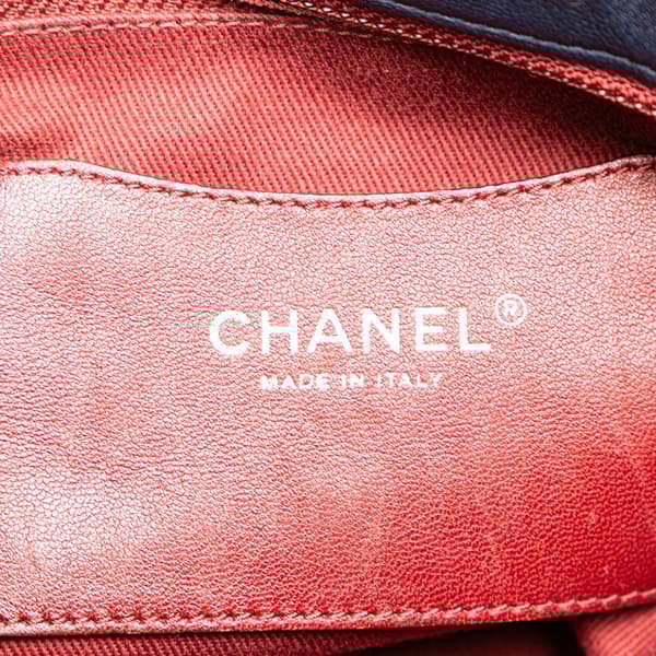 Pre-owned Chanel Large Lambskin Just Mademoiselle Bowler Bag Blue