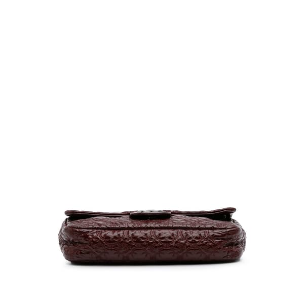 Pre-owned Chanel Vinyl Rock In Moscow Single Flap Red