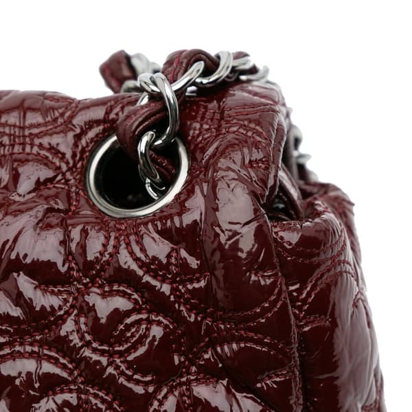 Pre-owned Chanel Vinyl Rock In Moscow Single Flap Red