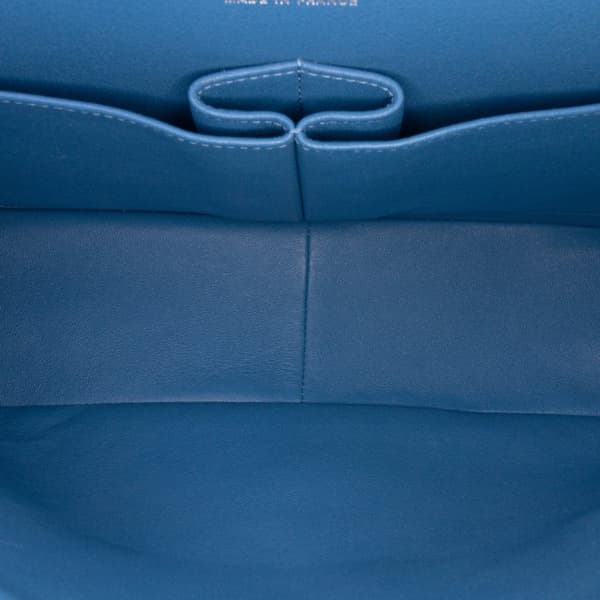 Pre-owned Chanel Jumbo Classic Caviar Double Flap Blue