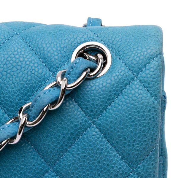 Pre-owned Chanel Jumbo Classic Caviar Double Flap Blue
