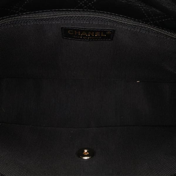 Pre-owned Chanel Medium Quilted Lambskin Pearl Studs Flap Black