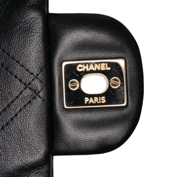 Pre-owned Chanel Medium Quilted Lambskin Pearl Studs Flap Black