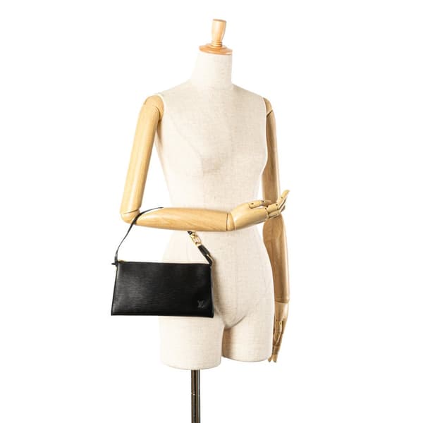 Pre-owned Louis Vuitton Epi Pochette Accessoires Black