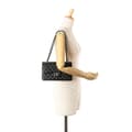 Miniatyrbild 10 av 10: Pre-owned Chanel Medium Classic Caviar Double Flap Black