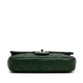 Miniatyrbild 3 av 10: Pre-owned Chanel Medium Quilted Iridescent Caviar Easy Flap Green