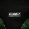 Miniatyrbild 5 av 10: Pre-owned Chanel Medium Quilted Iridescent Caviar Easy Flap Green