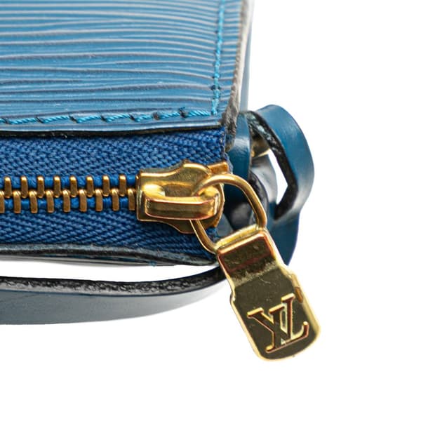 Pre-owned Louis Vuitton Epi Pochette Accessoires Blue
