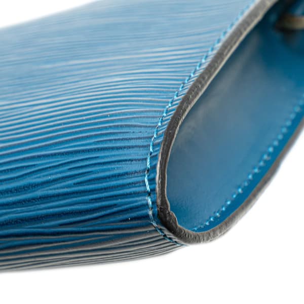 Pre-owned Louis Vuitton Epi Pochette Accessoires Blue