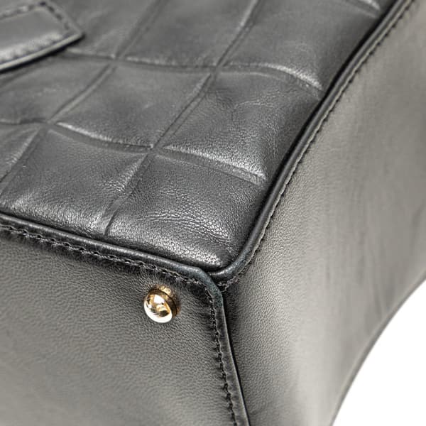 Pre-owned Chanel CC Choco Bar Lambskin Shoulder Bag Black