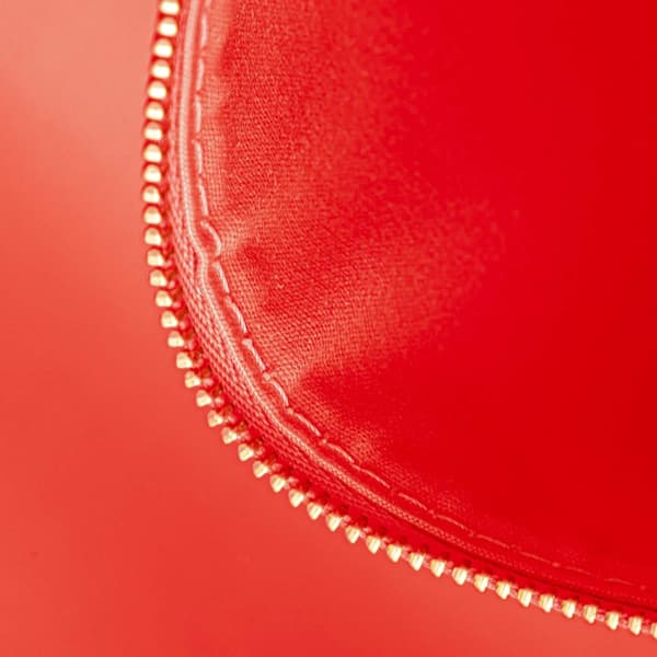 Pre-owned Louis Vuitton Monogram Vernis Avalon GM Red