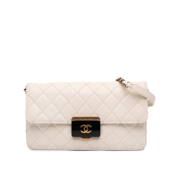 Pre-owned Chanel Medium Sheepskin Beauty Lock Flap White