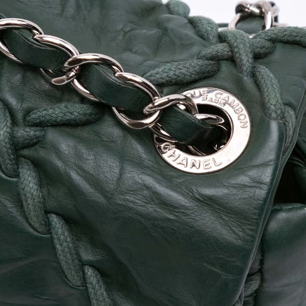 Pre-owned Chanel Medium Quilted Crinkled Calfskin Ultra Stitch Flap Green