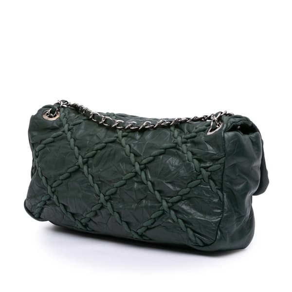 Pre-owned Chanel Medium Quilted Crinkled Calfskin Ultra Stitch Flap Green