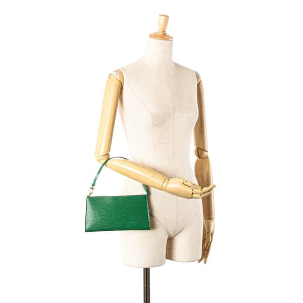 Pre-owned Louis Vuitton Epi Pochette Accessoires Green