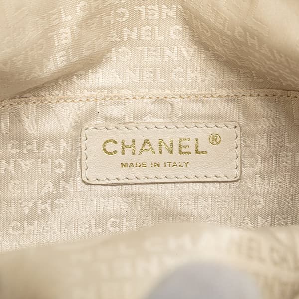 Pre-owned Chanel Lambskin Coco Ball Fold Over Flap White