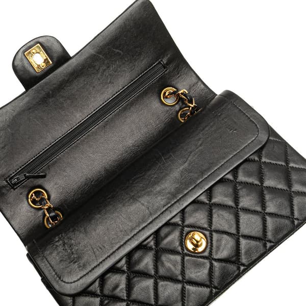 Pre-owned Chanel Medium Classic Lambskin Double Flap Black