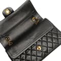 Miniatyrbillede 9 af 10: Pre-owned Chanel Medium Classic Lambskin Double Flap Black