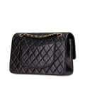 Miniatyrbillede 2 af 10: Pre-owned Chanel Medium Classic Lambskin Double Flap Black